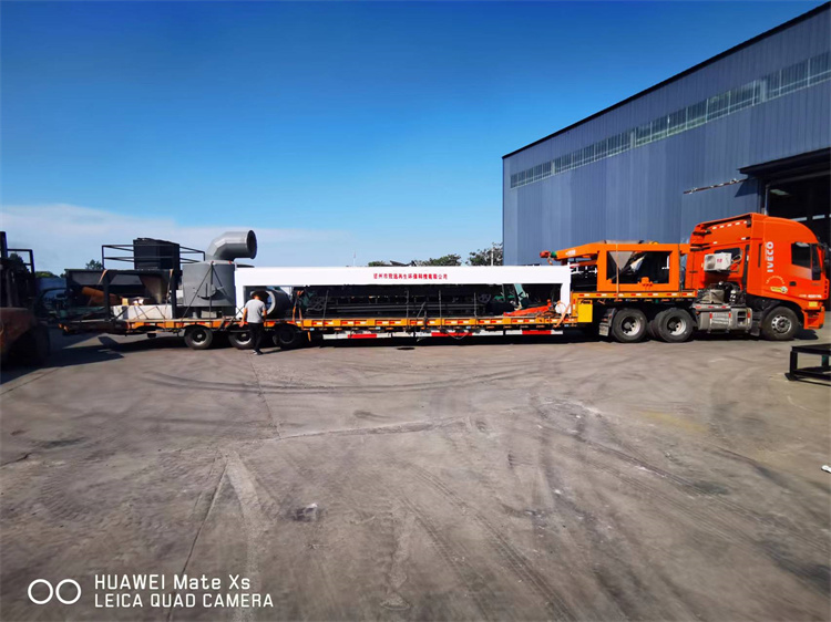 廣東惠州客戶年產(chǎn)3萬(wàn)噸顆粒有機(jī)肥生產(chǎn)線第三車