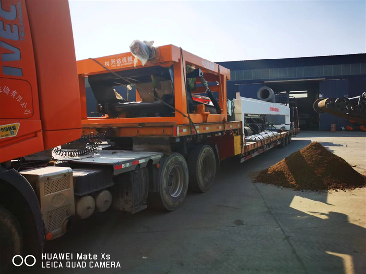 廣東惠州客戶年產(chǎn)3萬(wàn)噸顆粒有機(jī)肥生產(chǎn)線第三車