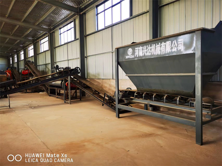 寧夏固原年產(chǎn)5000噸有機(jī)肥顆粒生產(chǎn)線安裝