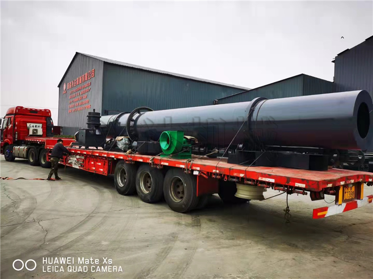 牡丹江客戶年產(chǎn)1萬噸免烘干擠壓造粒生產(chǎn)線 發(fā)貨現(xiàn)場