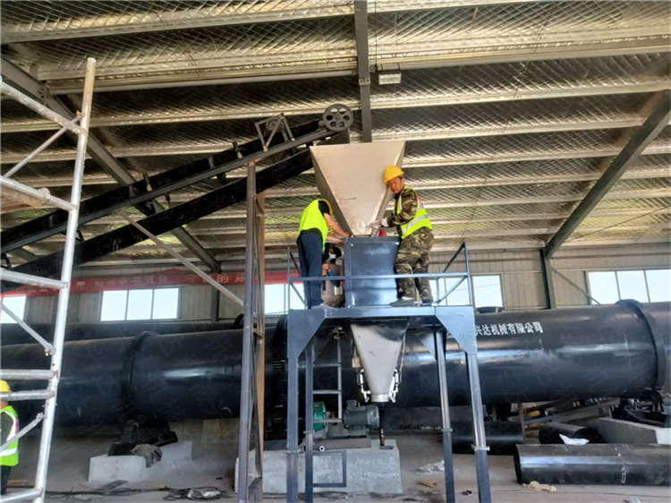 生產(chǎn)雞糞有機(jī)肥年產(chǎn)1萬噸生產(chǎn)線