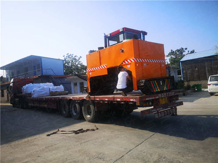 條垛式發(fā)酵履帶翻拋機2.6米發(fā)貨