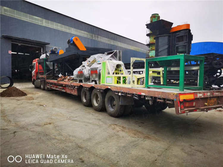 顆粒生產線包裝機有機肥全套設備發(fā)貨現場