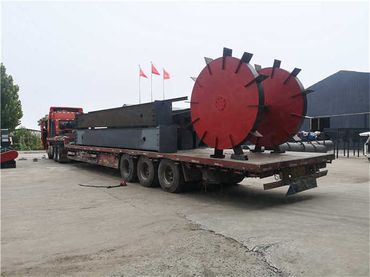 發(fā)酵設備有機肥羊糞輪盤翻拋機整套設備發(fā)貨