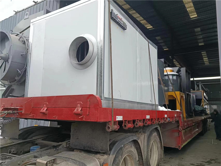 年產(chǎn)5萬(wàn)豬糞有機(jī)肥生產(chǎn)線發(fā)貨現(xiàn)場(chǎng)