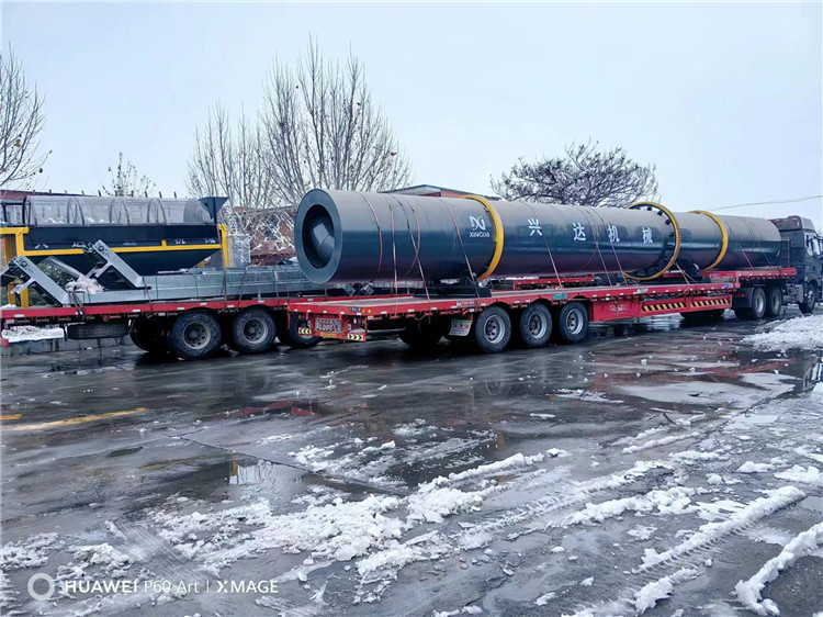 年產(chǎn)2萬雞糞有機肥生產(chǎn)線發(fā)貨現(xiàn)場