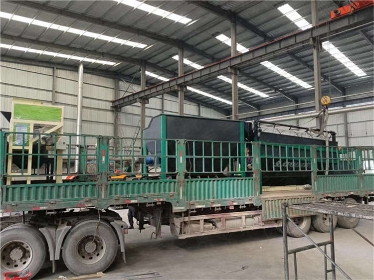 有機(jī)肥粉狀肥料自動(dòng)包裝機(jī)生產(chǎn)線設(shè)備發(fā)貨