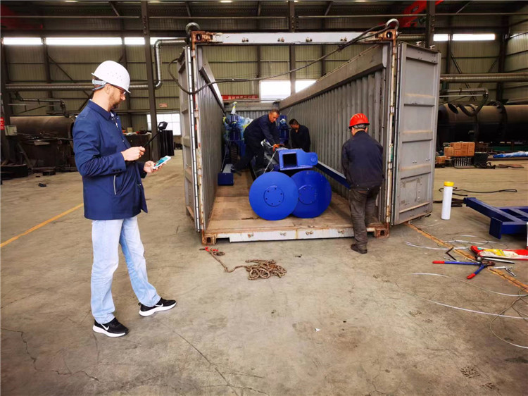 年產(chǎn)5萬(wàn)噸造粒生產(chǎn)線發(fā)貨現(xiàn)場(chǎng)