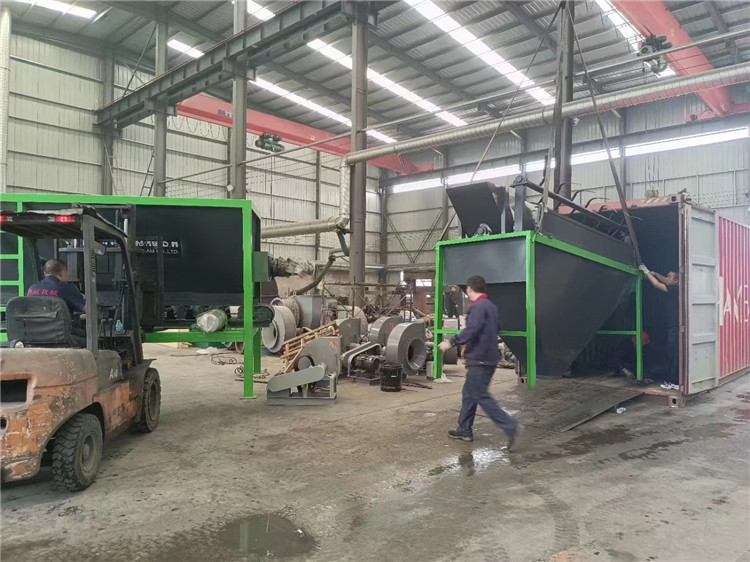 年產2萬鴨糞有機肥生產線發(fā)貨現(xiàn)場