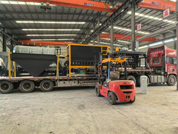 年產(chǎn)3萬免烘干生產(chǎn)線發(fā)貨現(xiàn)場