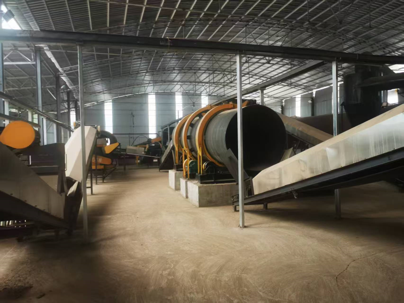 年產(chǎn)1萬噸造粒生產(chǎn)線安裝現(xiàn)場